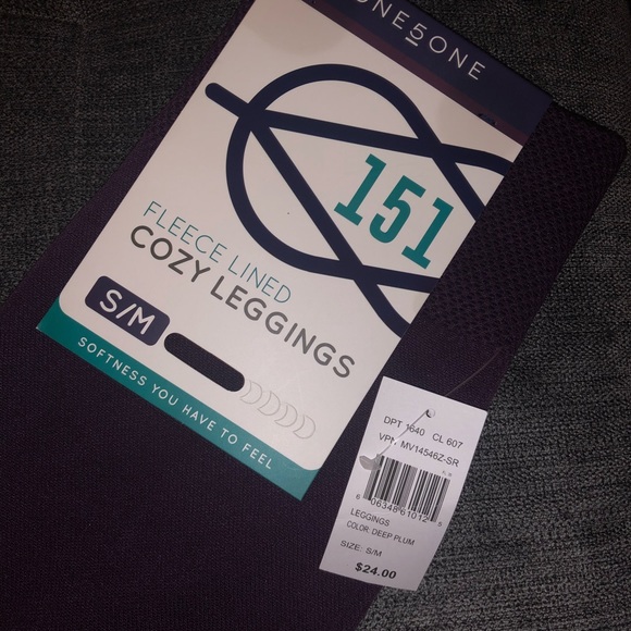 Plum fleece lined leggings size S/M NWT - Picture 4 of 4